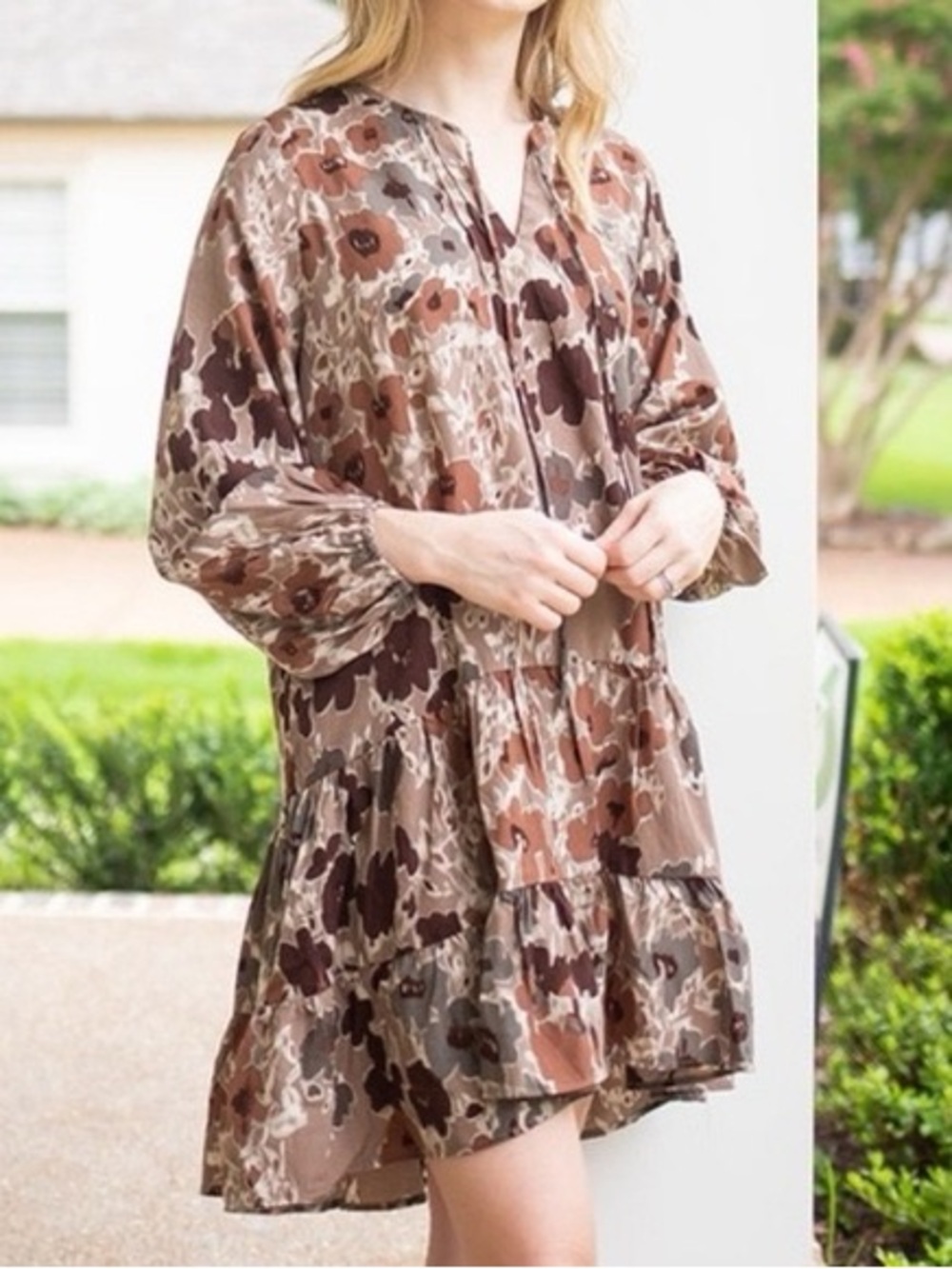 Grade & Gather Flowy Floral Dress in Beige Multi